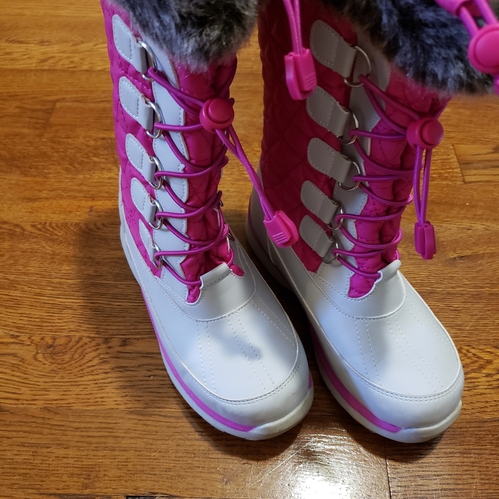 Girl's Lands End Snow Boots size 2